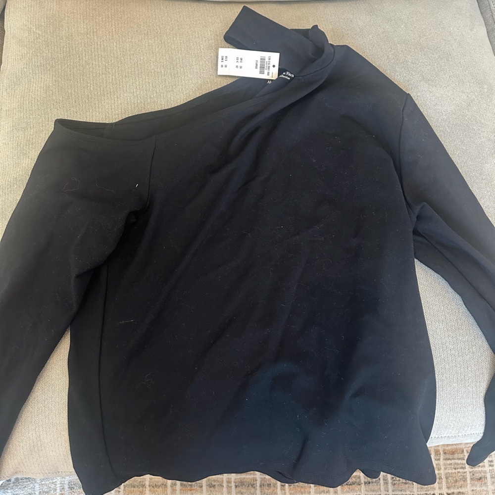 Abercrombie & Fitch Black Cold Shoulder Long Sleeve Top NWT